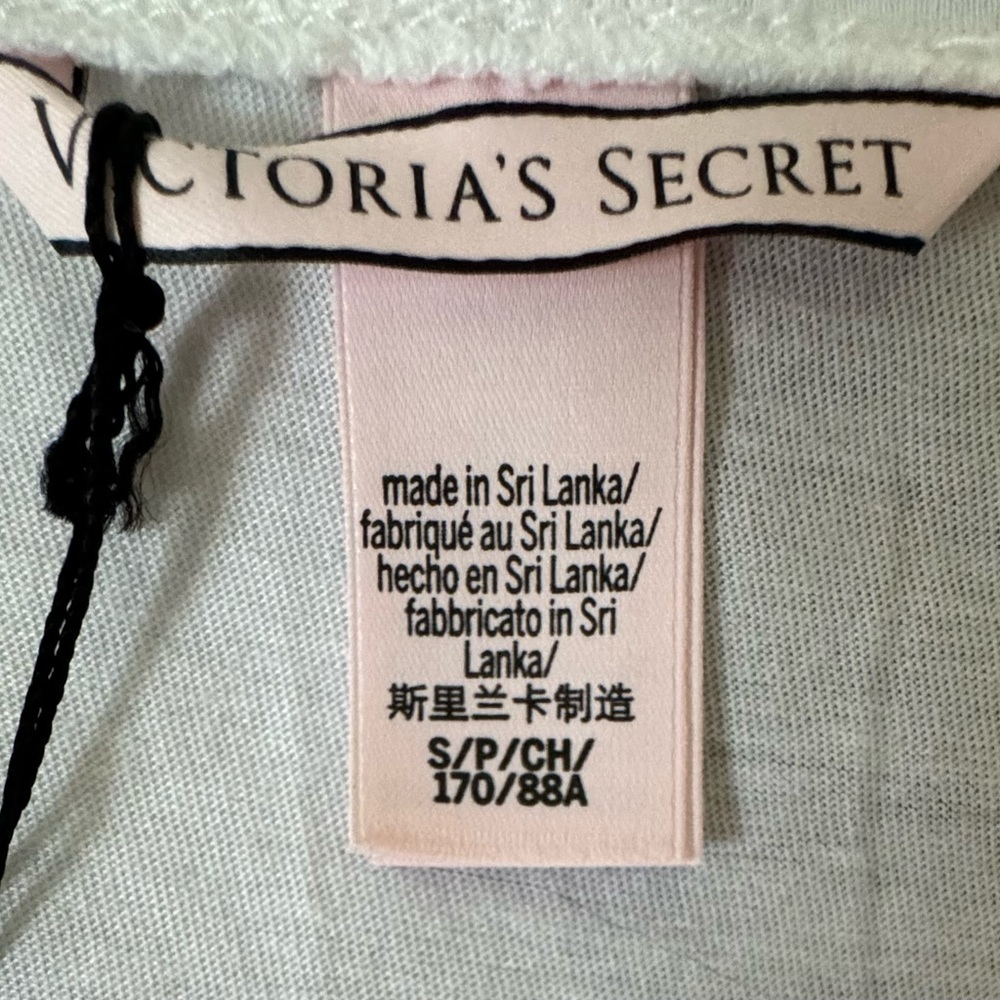 NWT Victoria’s Secret heart see through T-shirt. Size S - Picture 8 of 10